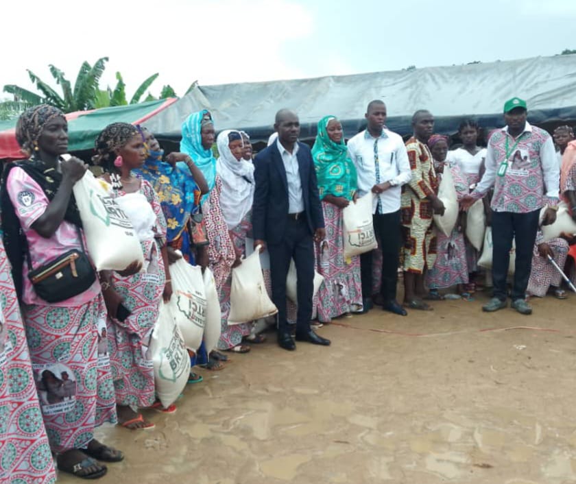 san-pedro-fetes-des-meres-2026-la-ministre-nasseneba-toure-celebre-300-femmes-rurales-de-gnity-cailloux.jpg