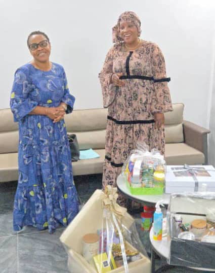 san-pedro-ramadan-2025-la-deputee-toure-aboa-nantarie-aux-cotes-des-fideles-musulmans.jpg
