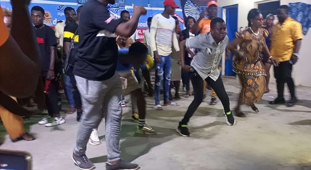 Côte d’Ivoire / Yopougon: Les artistes du terroir baoulé mettent le public en transe