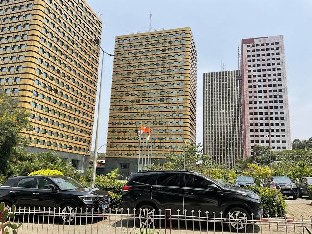 Côte d’Ivoire : la suppression de la commune du Plateau relancée dans le débat